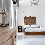 Hotel apartamentowy Pela 3*