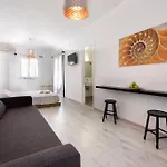 Hotel apartamentowy Pela 3*