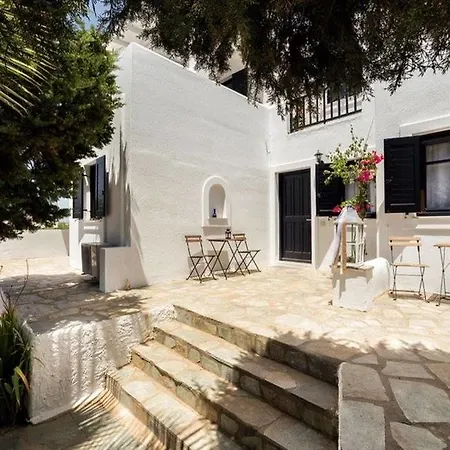 Pela Apart-hotel Alikí
