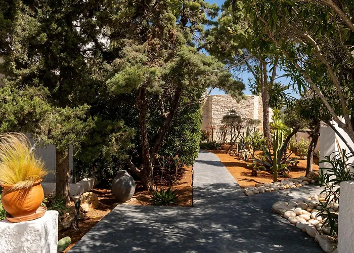 アパートホテル Pela 3*