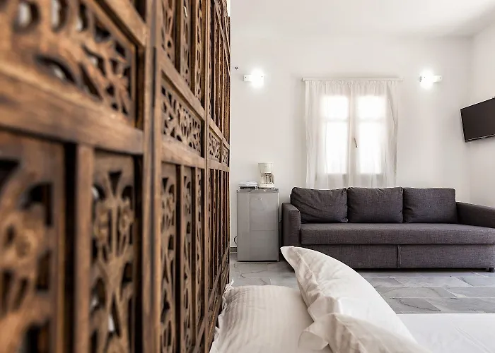 アパートホテル Pela Alikí