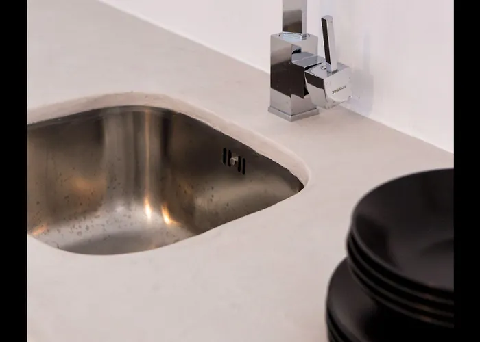 Pela アパートホテル 3*