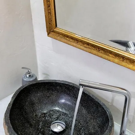 公寓式酒店 Pela 2*
