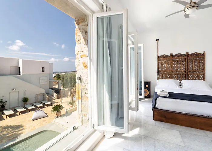 Pela Aparthotel Aliki (Paros)